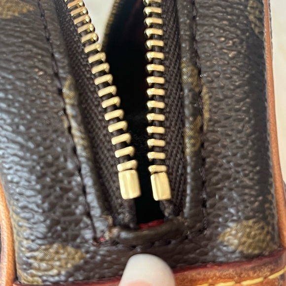 Louis Vuitton Trousse Wapity with Red Interior cosmetic case catch all pouch - Picture 6 of 12